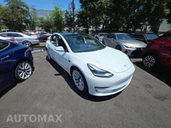 2022 Tesla Model 3 Standard Range - miniatura 4