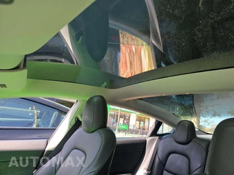 2022 Tesla Model 3 Standard Range – miniatura 11