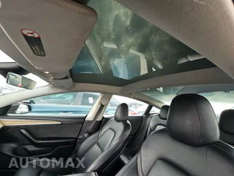 2022 Tesla Model 3 Standard Range – miniatura 17
