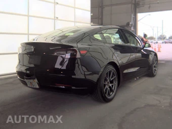 2022 Tesla Model 3 Standard Range – miniatura 4