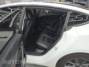 2022 Tesla Model 3 Standard Range – miniatura 13