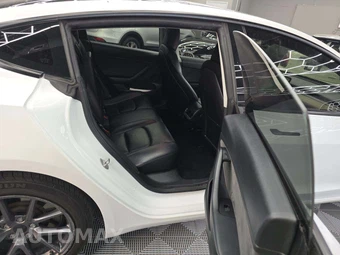 2022 Tesla Model 3 Standard Range – miniatura 17