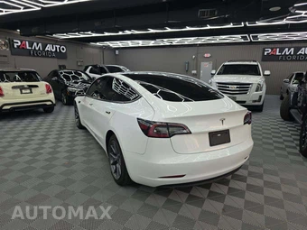 2022 Tesla Model 3 Standard Range – miniatura 2