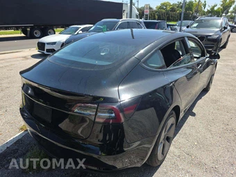 2022 Tesla Model 3 Standard Range – miniatura 3