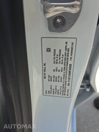 2022 Tesla Model 3 Standard Range - miniatura 14