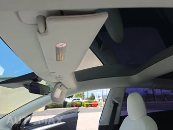 2022 Tesla Model 3 Standard Range - miniatura 24