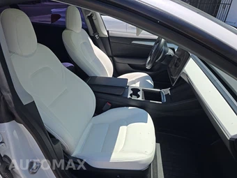 2022 Tesla Model 3 Standard Range - miniatura 8