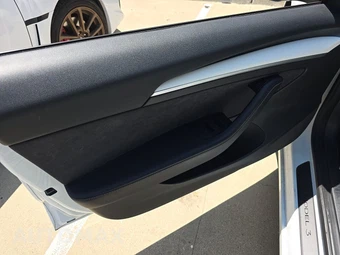 2022 Tesla Model 3 Standard Range - miniatura 9
