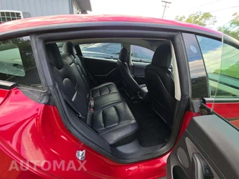2022 Tesla Model 3 Standard Range – miniatura 16