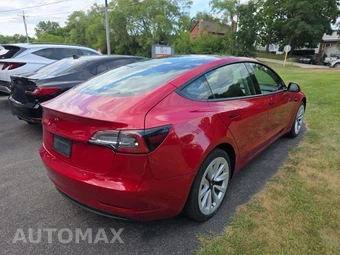 2022 Tesla Model 3 Standard Range – miniatura 3