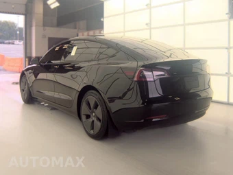 2022 Tesla Model 3 Standard Range - miniatura 6
