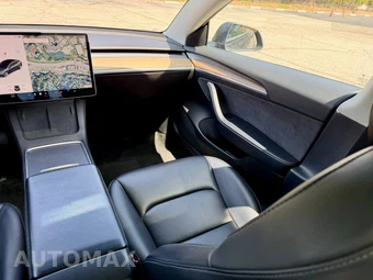 2022 Tesla Model 3 Standard Range – miniatura 21