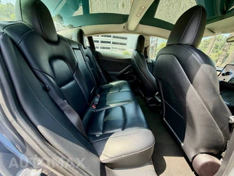 2022 Tesla Model 3 Standard Range – miniatura 25