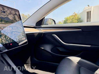 2022 Tesla Model 3 Standard Range – miniatura 28