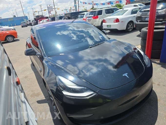 2022 Tesla Model 3 Standard Range - miniatura 4
