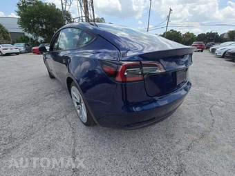 2022 Tesla Model 3 Standard Range – miniatura 2