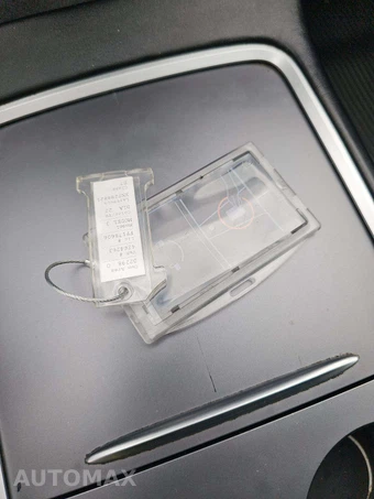 2022 Tesla Model 3 Standard Range – miniatura 8