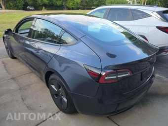 2022 Tesla Model 3 Standard Range – miniatura 2