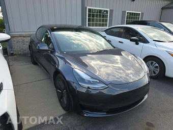 2022 Tesla Model 3 Standard Range – miniatura 4