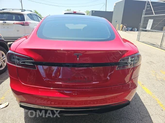 2022 Tesla Model S – miniatura 5