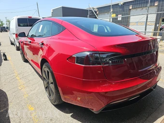 2022 Tesla Model S – miniatura 6