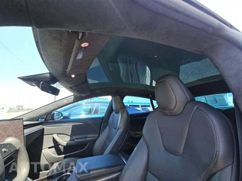 2022 Tesla Model S - miniatura 11