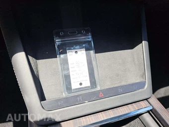 2022 Tesla Model S - miniatura 8
