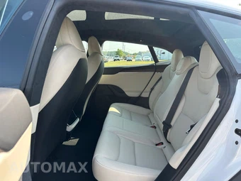2022 Tesla Model S - miniatura 14