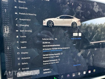 2022 Tesla Model S - miniatura 28