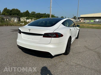 2022 Tesla Model S - miniatura 5