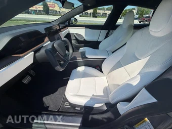 2022 Tesla Model S - miniatura 17