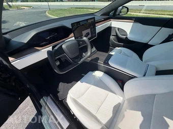 2022 Tesla Model S - miniatura 20
