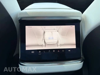 2022 Tesla Model S - miniatura 27