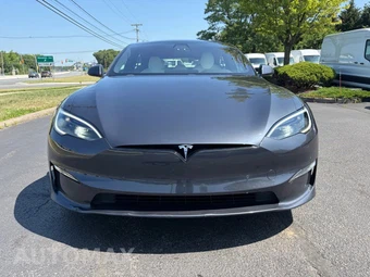 2022 Tesla Model S - miniatura 3