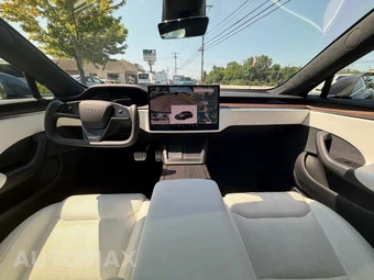 2022 Tesla Model S - miniatura 31