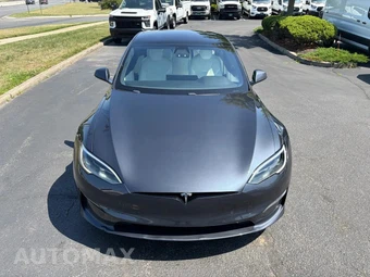 2022 Tesla Model S - miniatura 4