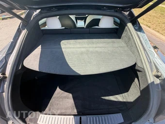 2022 Tesla Model S - miniatura 41
