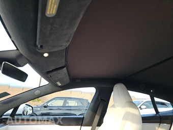 2022 Tesla Model S - miniatura 17