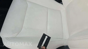 2022 Tesla Model S - miniatura 23