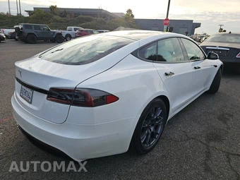 2022 Tesla Model S - miniatura 4