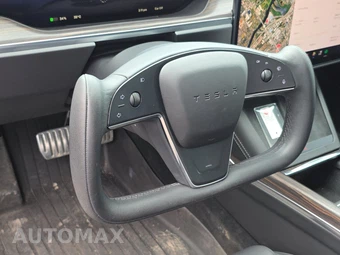 2022 Tesla Model S – miniatura 10
