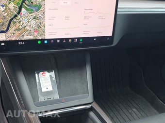 2022 Tesla Model S – miniatura 11