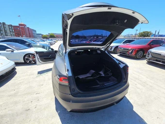 2022 Tesla Model S – miniatura 14