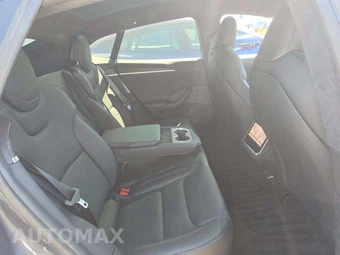 2022 Tesla Model S – miniatura 16
