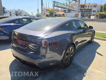 2022 Tesla Model S – miniatura 3