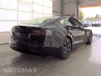 2022 Tesla Model S – miniatura 4