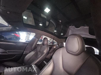 2022 Tesla Model S – miniatura 17
