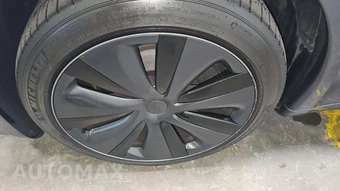 2022 Tesla Model S – miniatura 19