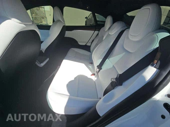 2022 Tesla Model S - miniatura 10