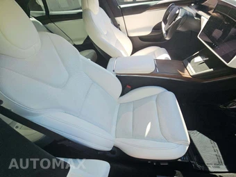 2022 Tesla Model S - miniatura 15